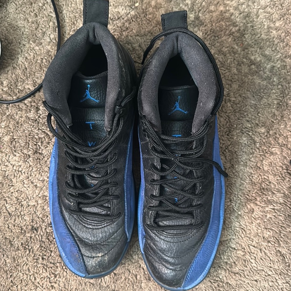 Air Jordan retro 12